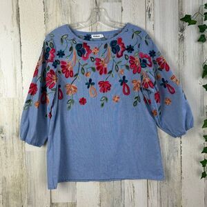 Anthropologie Kindred Blue Chambray Floral Embroidery Top Blouse Sz. M